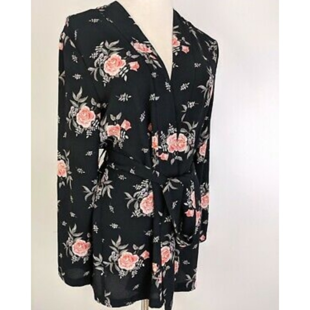 Divided kimono - Picture 3 of 9